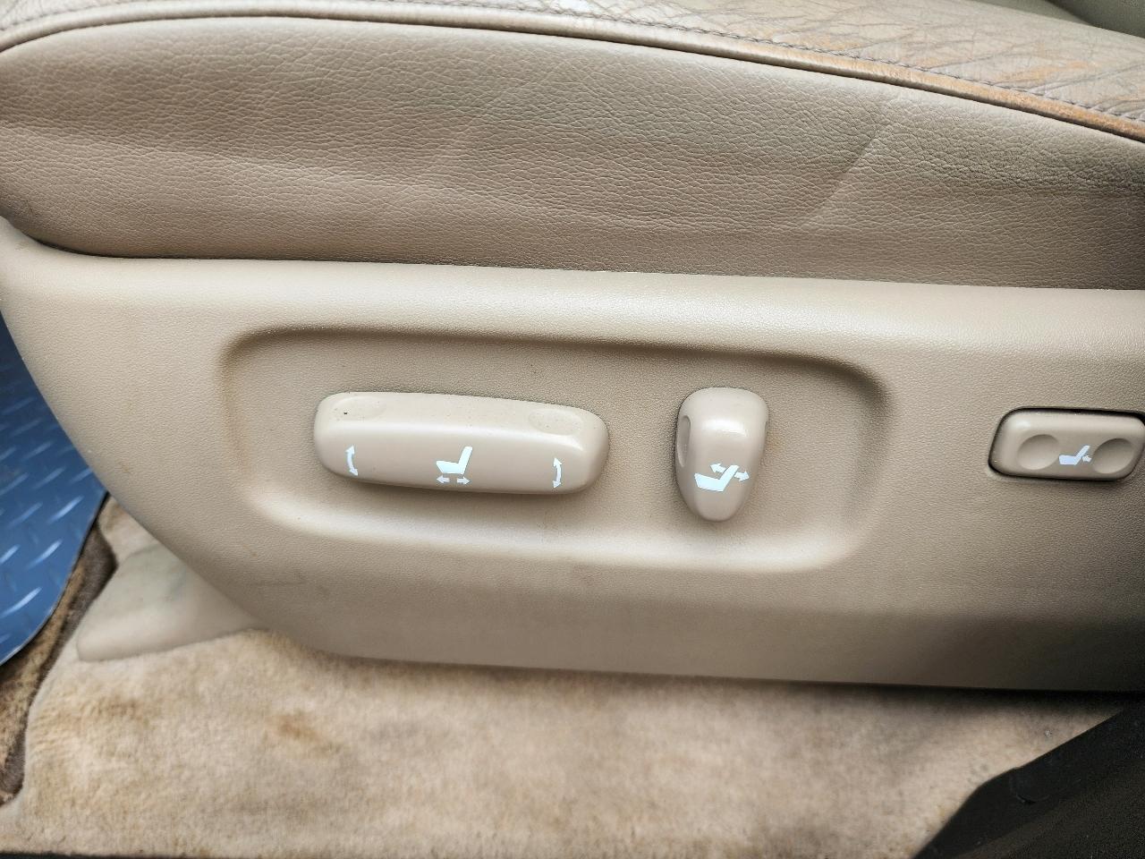Toyota Land Cruiser 4WD 2008