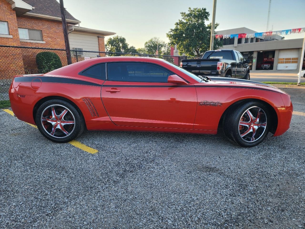 Chevrolet Camaro LT1 Coupe 2011