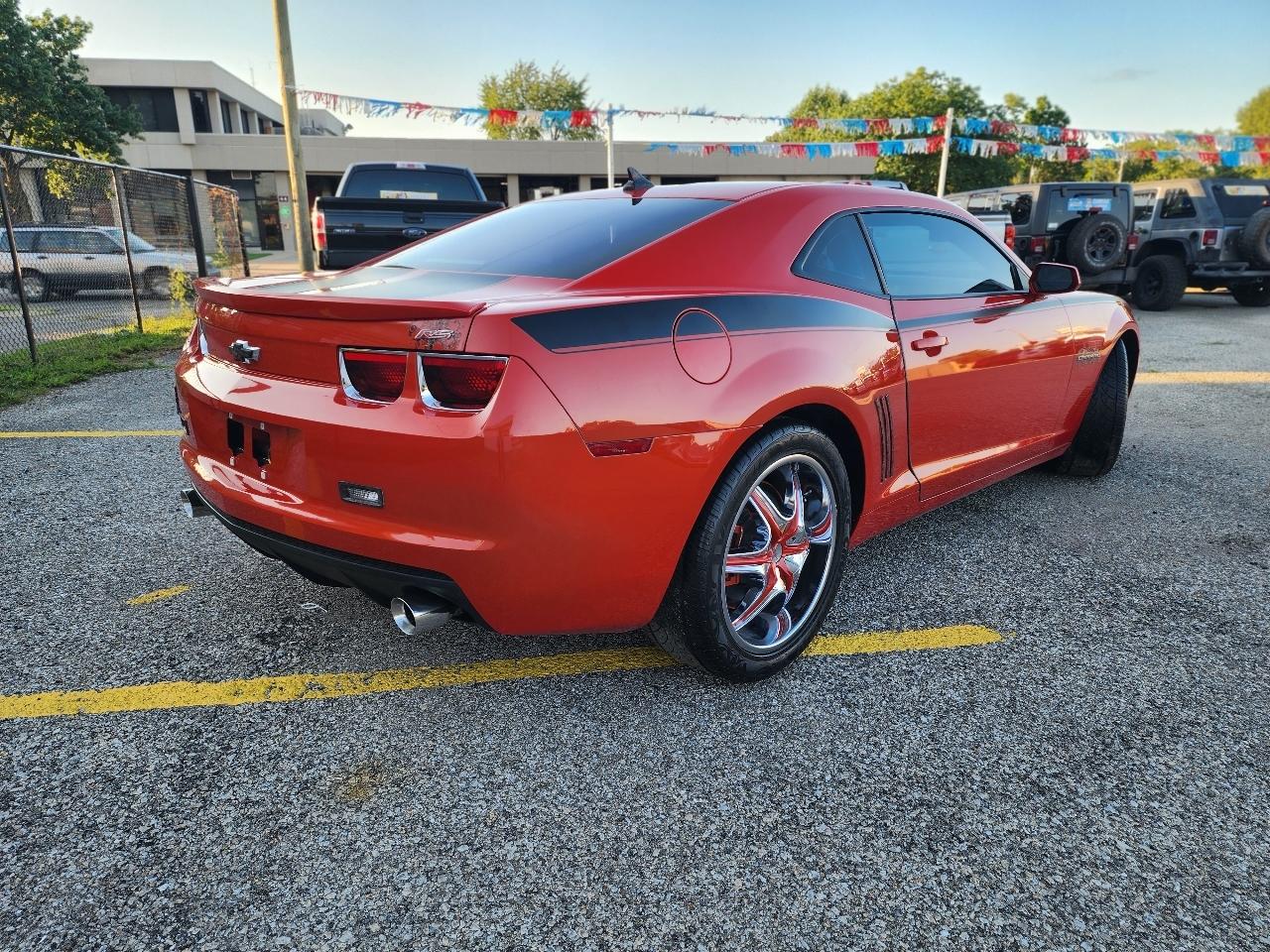 Chevrolet Camaro LT1 Coupe 2011