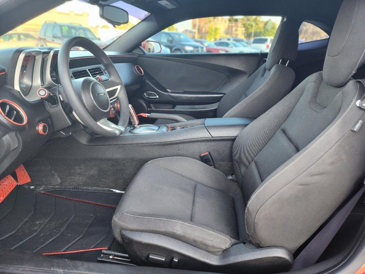 Chevrolet Camaro LT1 Coupe 2011