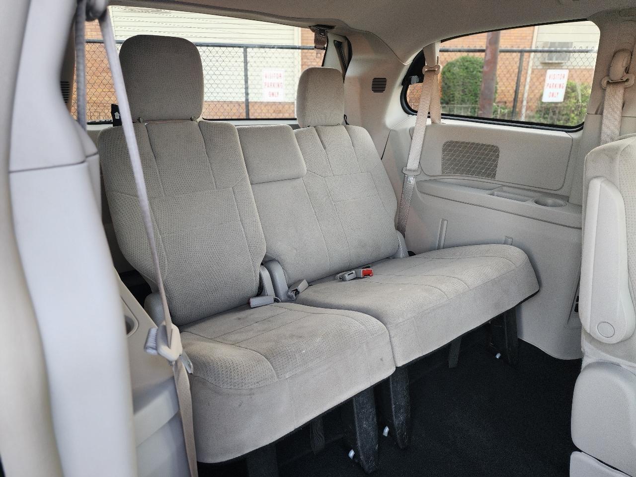 Chrysler Town & Country Touring 2013