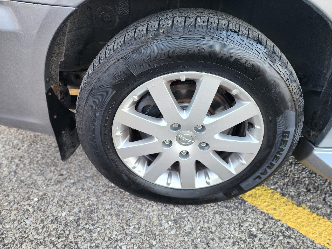 Chrysler Town & Country Touring 2013