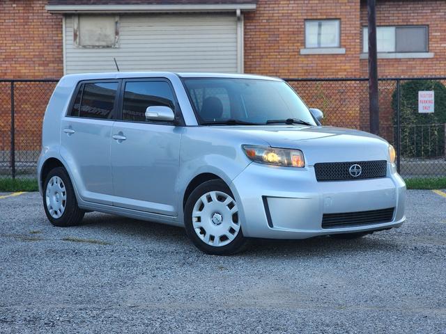 Silver 2008 Scion xB Wagon Front-Wheel Drive Automatic