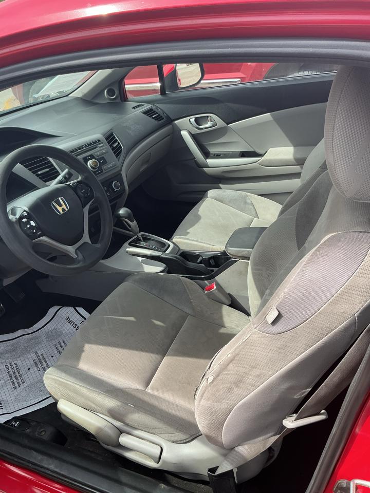 Honda Civic LX Coupe 5-Speed AT 2012