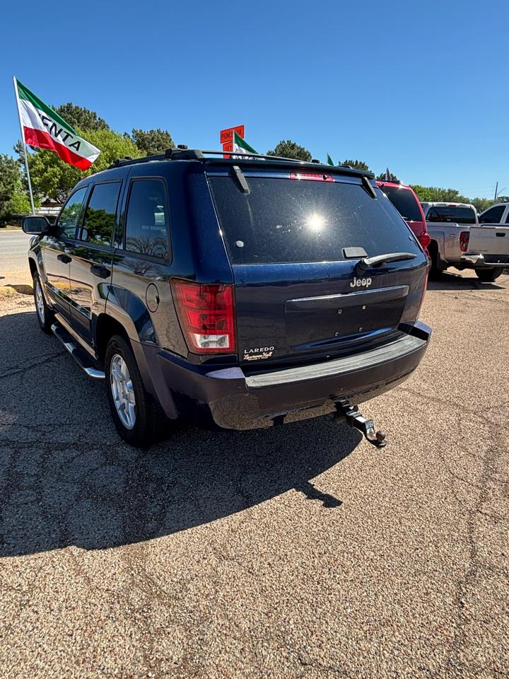 Jeep Grand Cherokee Laredo 2WD 2006