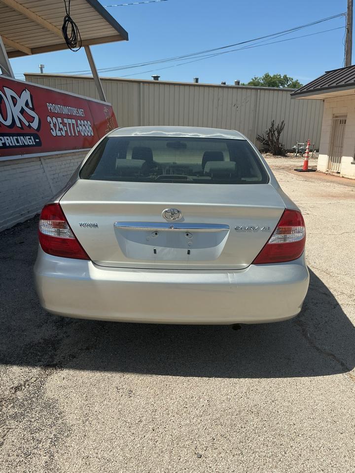 Toyota Camry XLE 2003
