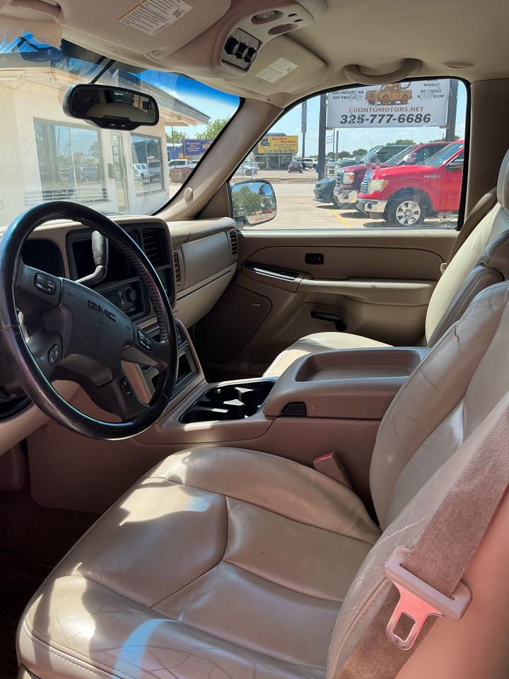 GMC Yukon XL SL 1500 4WD 2006