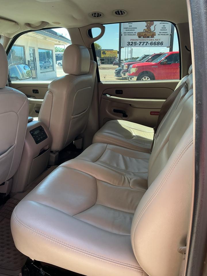 GMC Yukon XL SL 1500 4WD 2006
