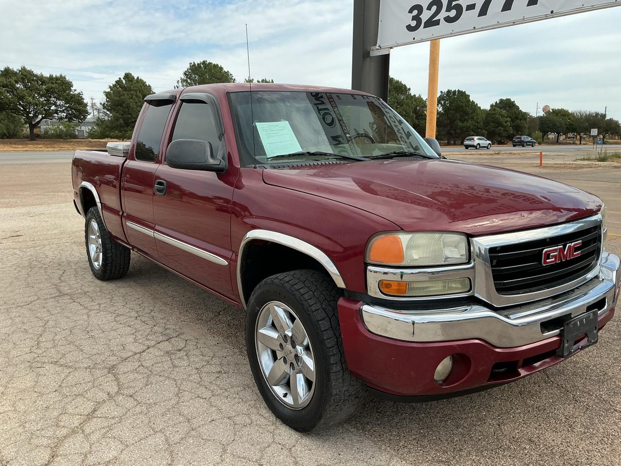 GMC Sierra 1500 2WD Crew Cab 143.5" 2006
