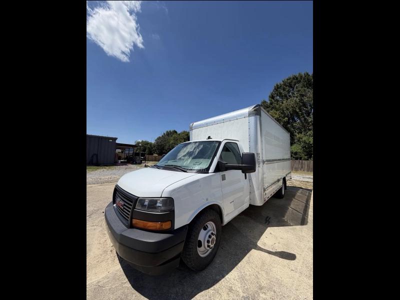 2021 GMC Savana Cutaway Work Van
