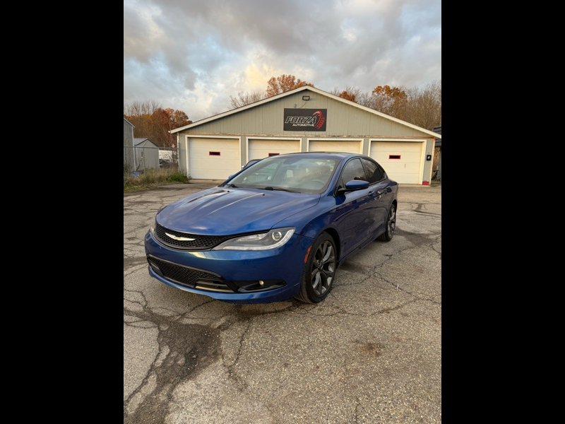 2015 Chrysler 200 S