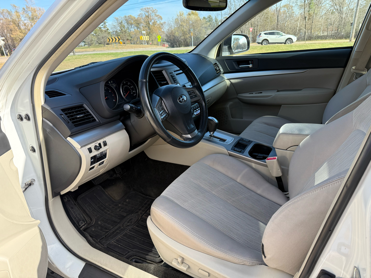 Subaru Outback 2.5i Premium 2014
