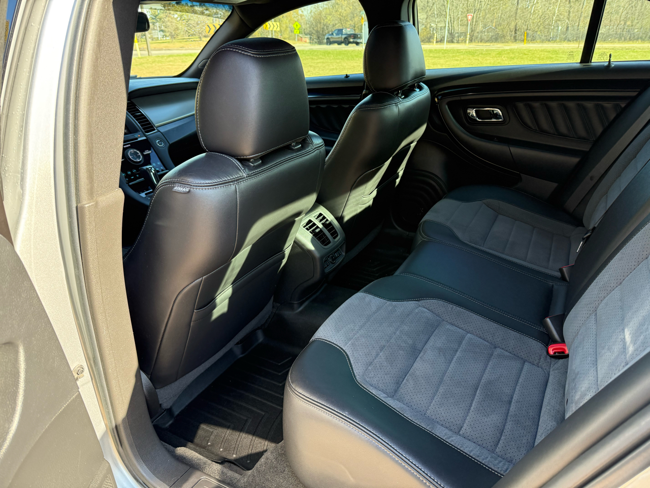 Ford Taurus SHO AWD 2013