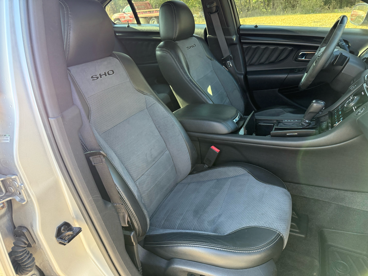 Ford Taurus SHO AWD 2013