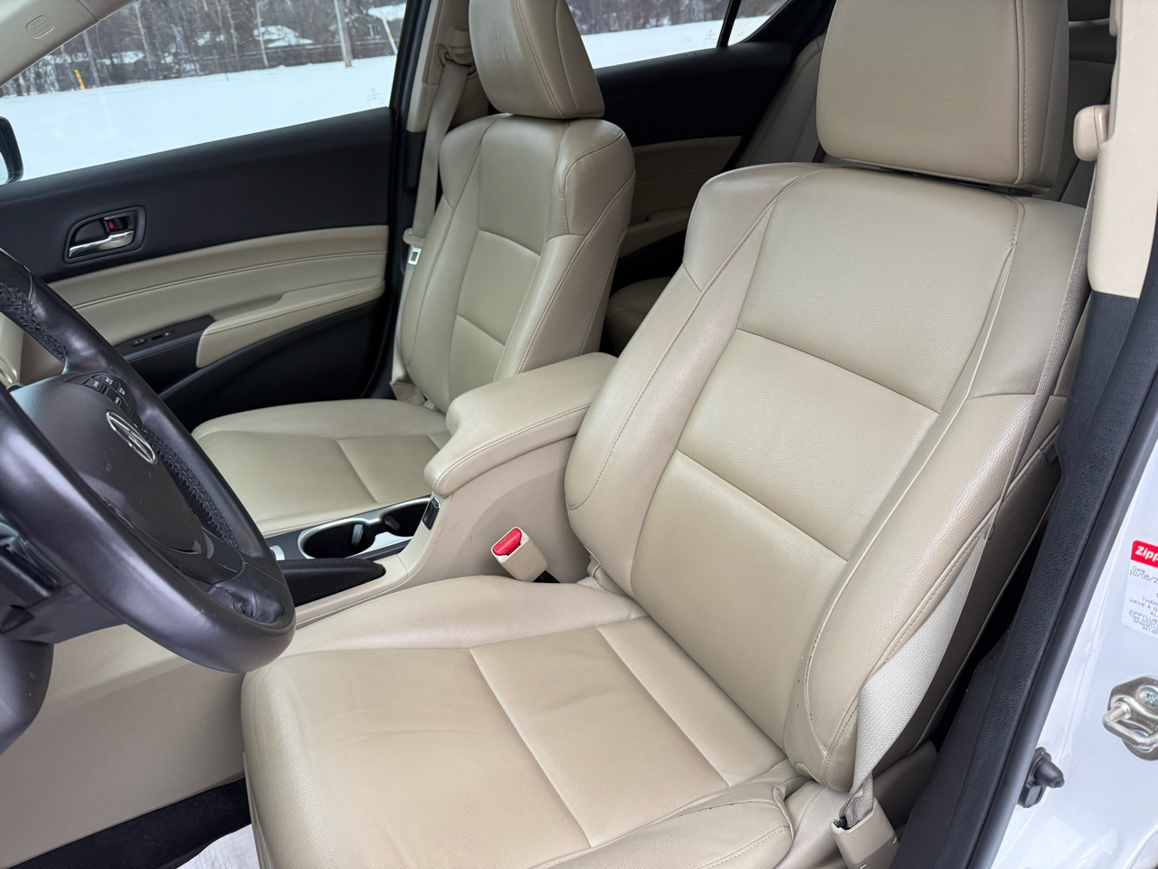 Acura ILX 8-Spd AT 2016