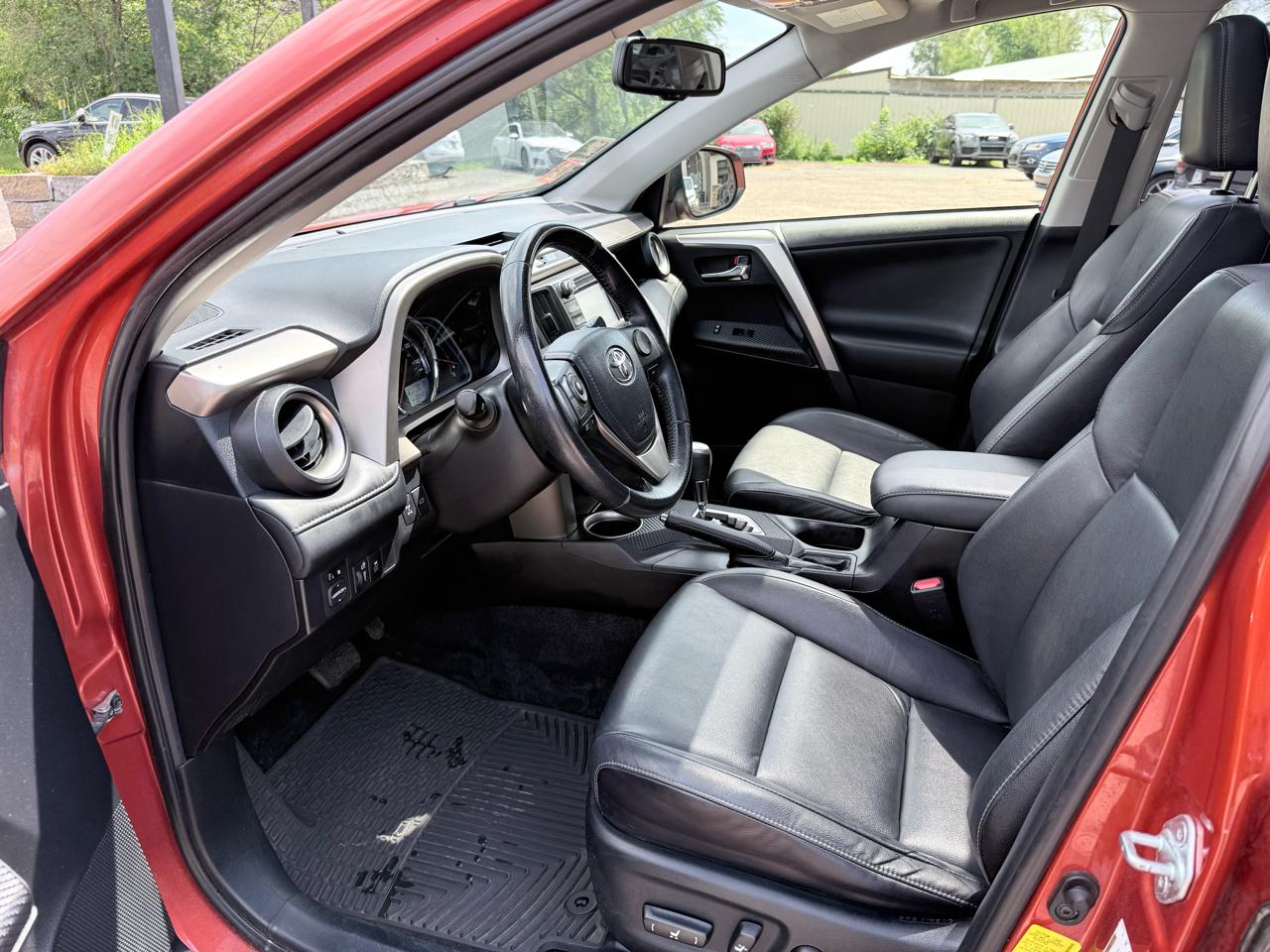 Toyota RAV4 Limited AWD 2015