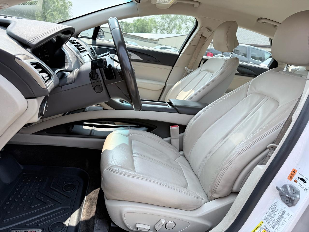 2017 Lincoln MKZ Select - Photo 16