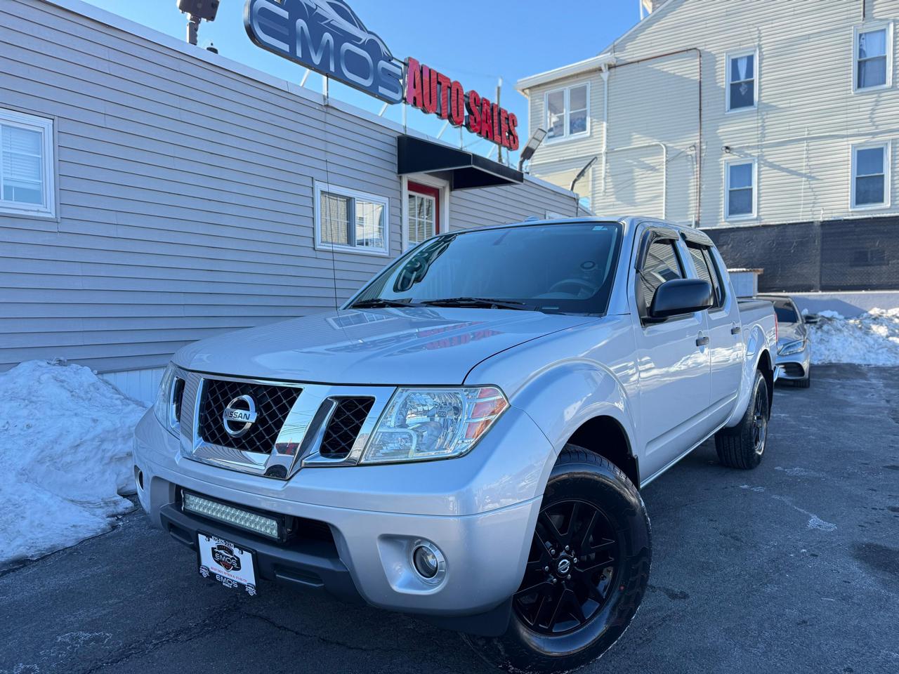 2018 Nissan Frontier SL Crew Cab 4WD