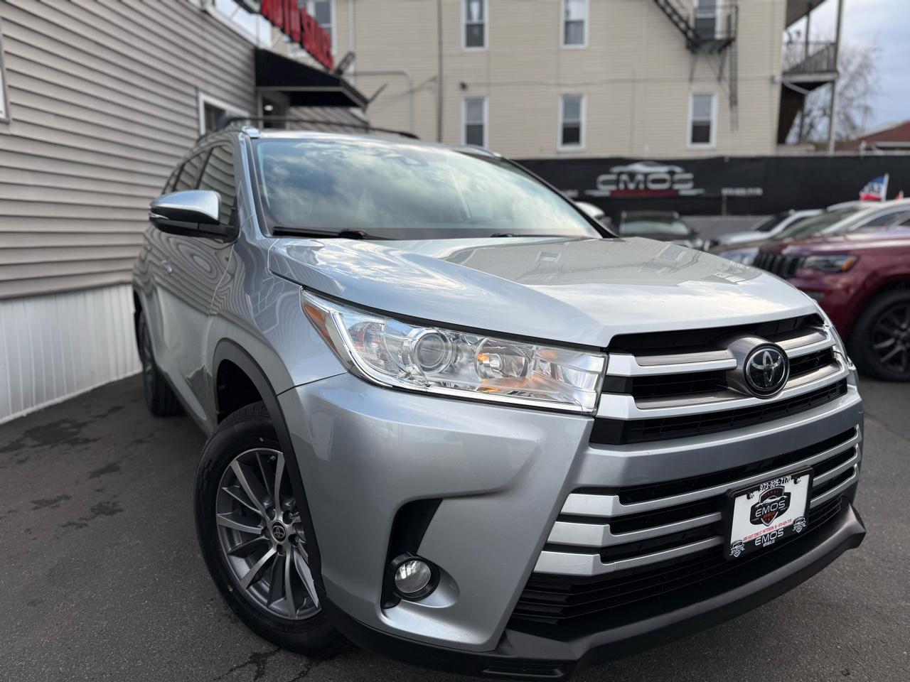 2019 Toyota Highlander XLE AWD V6