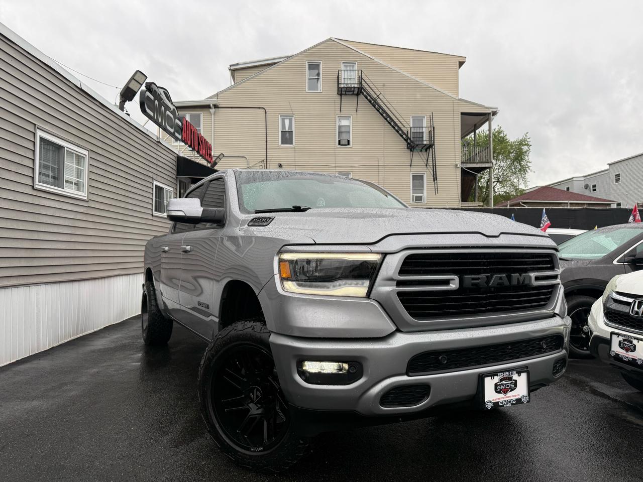 2019 RAM 1500 Rebel Crew Cab SB 4WD