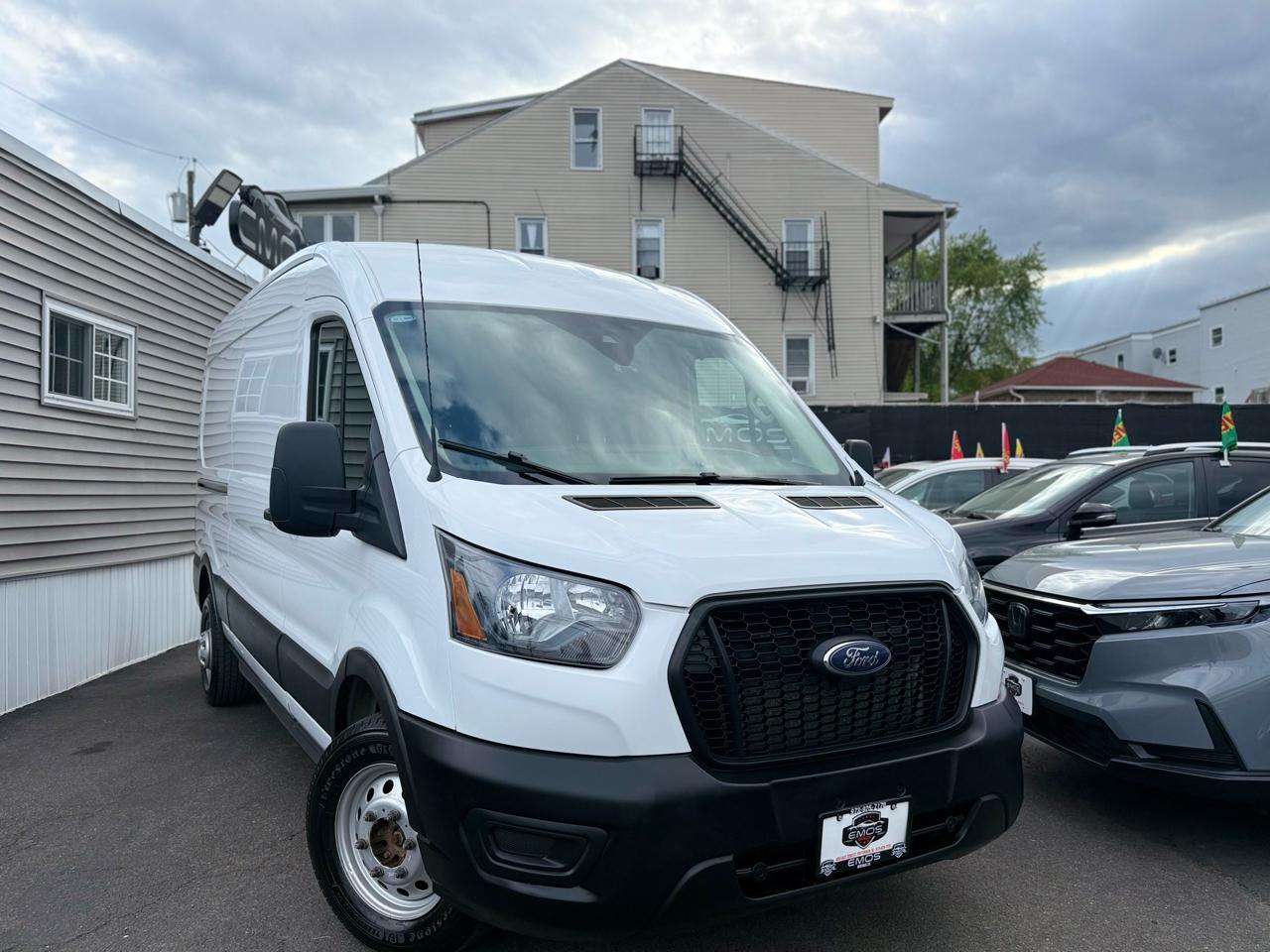 2023 Ford Transit 250 Van Med. Roof w/Sliding Pass. 148-in. WB