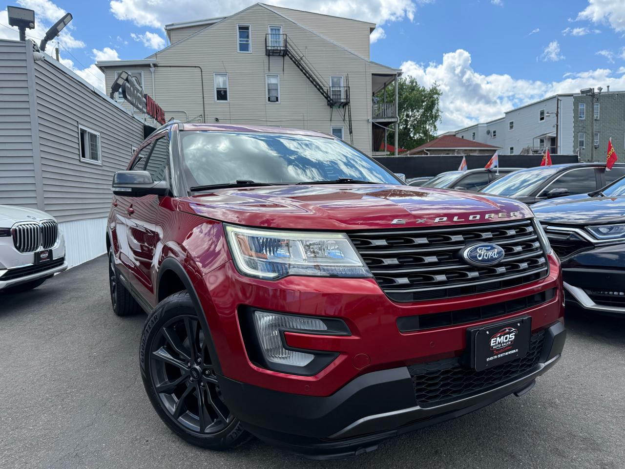 2017 Ford Explorer XLT 4WD's photo