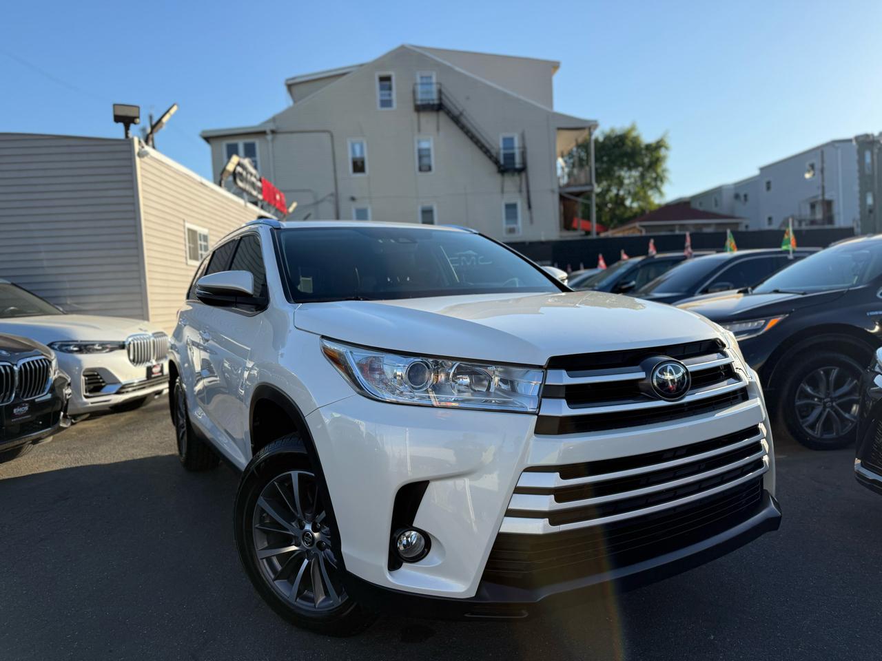 2019 Toyota Highlander XLE AWD V6