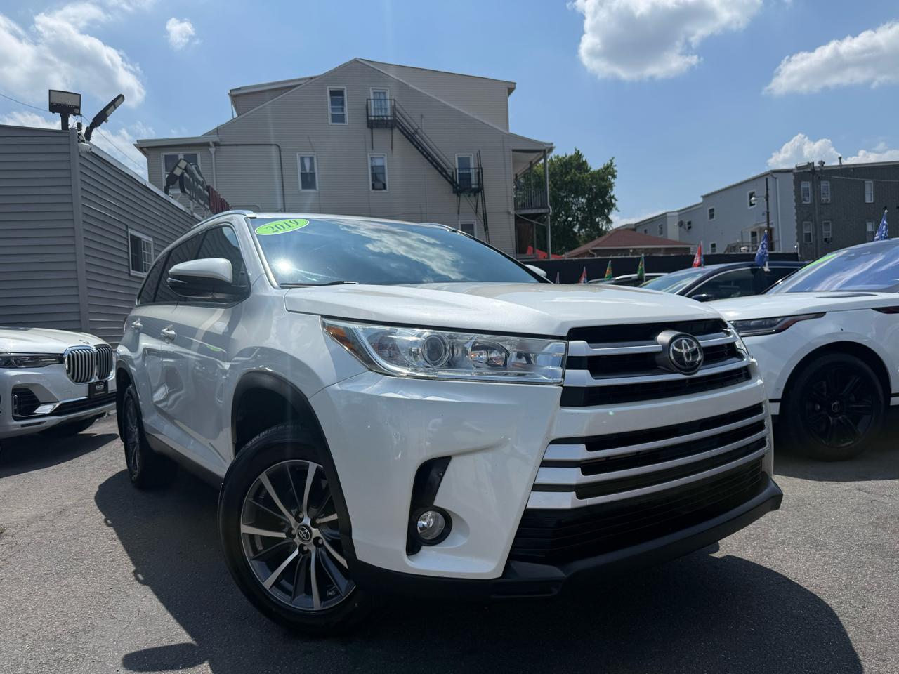 2019 Toyota Highlander XLE AWD V6
