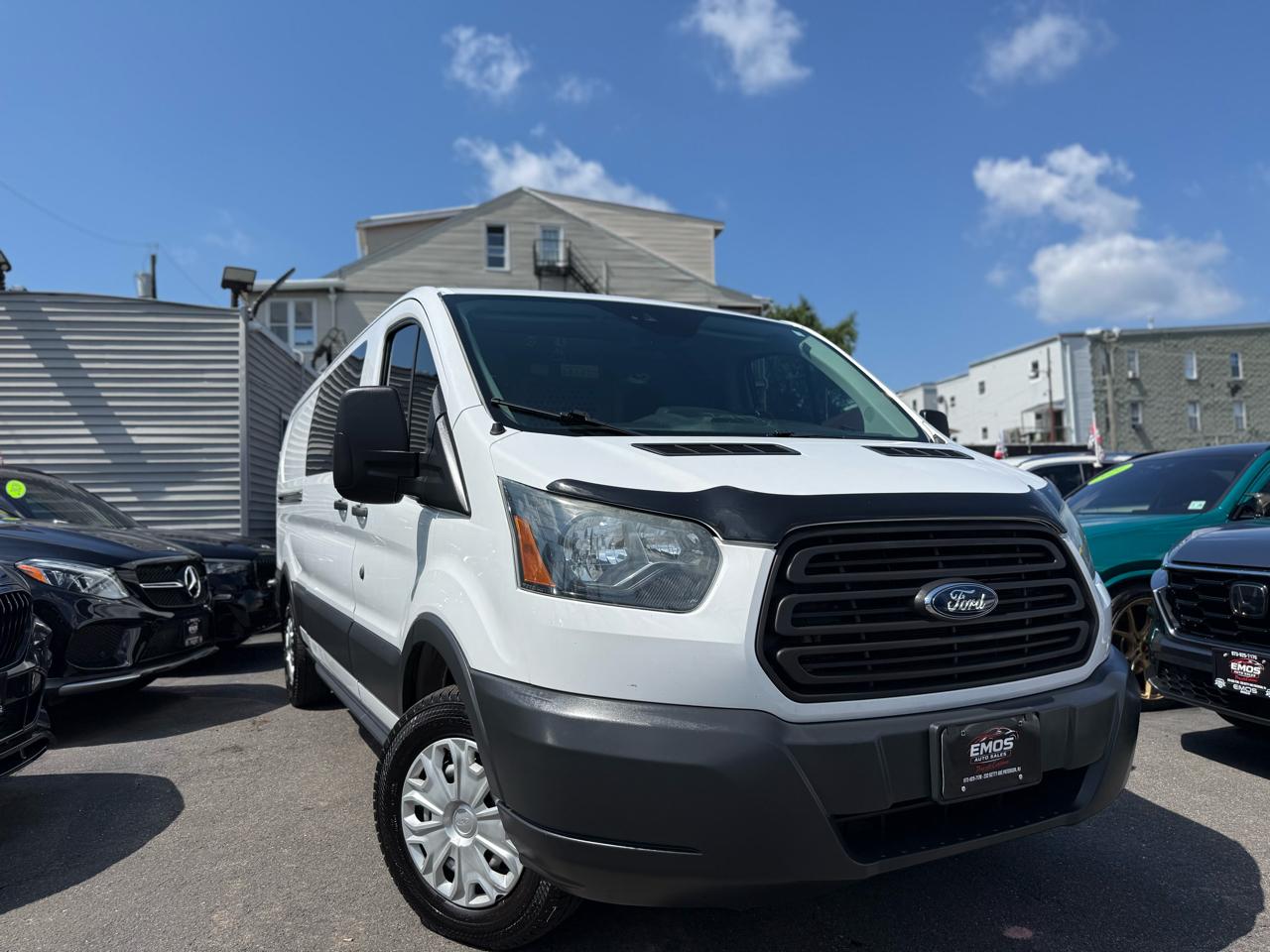 2015 Ford Transit 150 Van Low Roof w/Sliding Pass. 148-in. WB