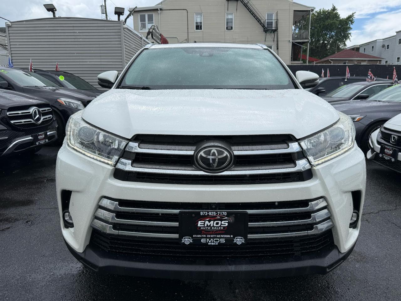 2019 Toyota Highlander Limited Platinum - Photo 2
