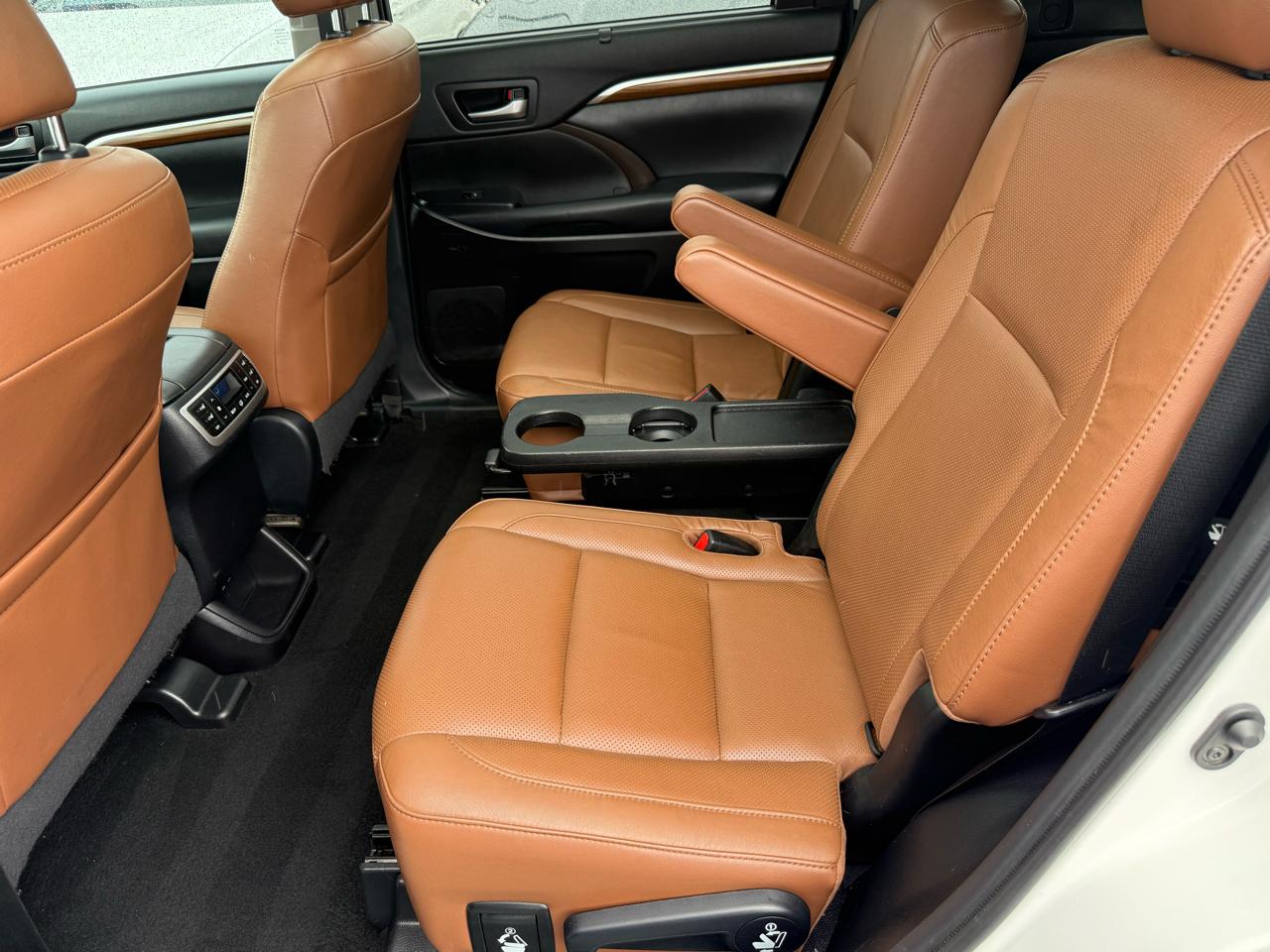 2019 Toyota Highlander Limited Platinum - Photo 19