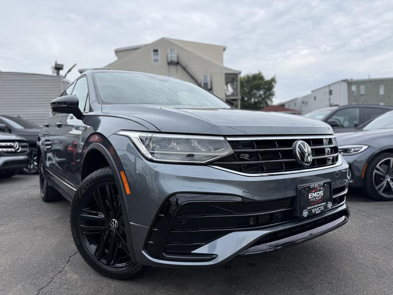 2022 Volkswagen Tiguan SE R-Line Black 4MOTION