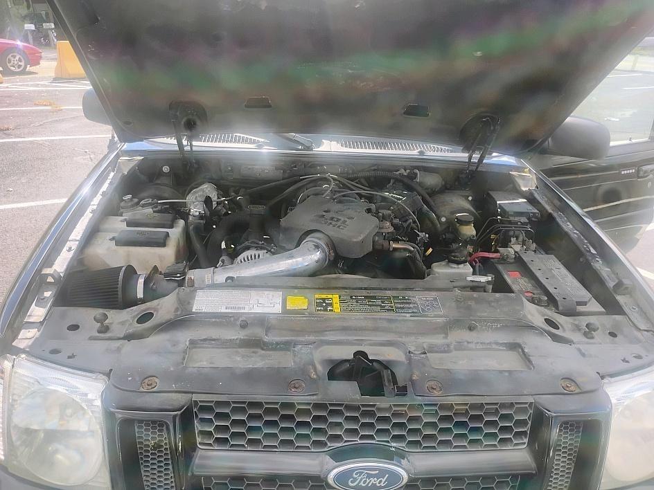 2003 Ford Explorer Sport Trac XLT - Photo 11
