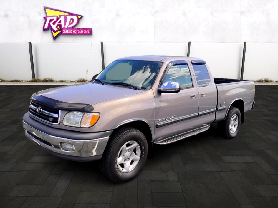 2002 Toyota Tundra SR5's photo