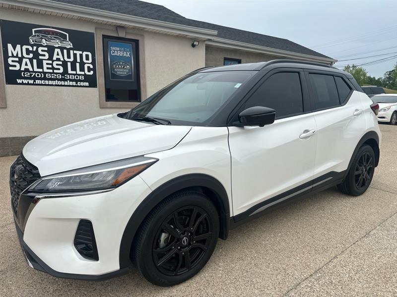 2023 Nissan Kicks SR