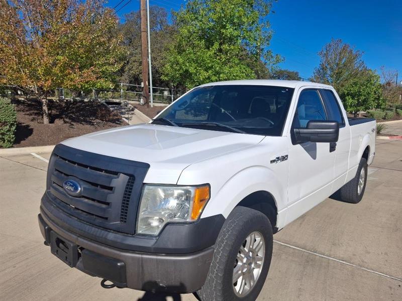 2012 Ford F-150 XL SuperCab 8-ft. Bed 4WD