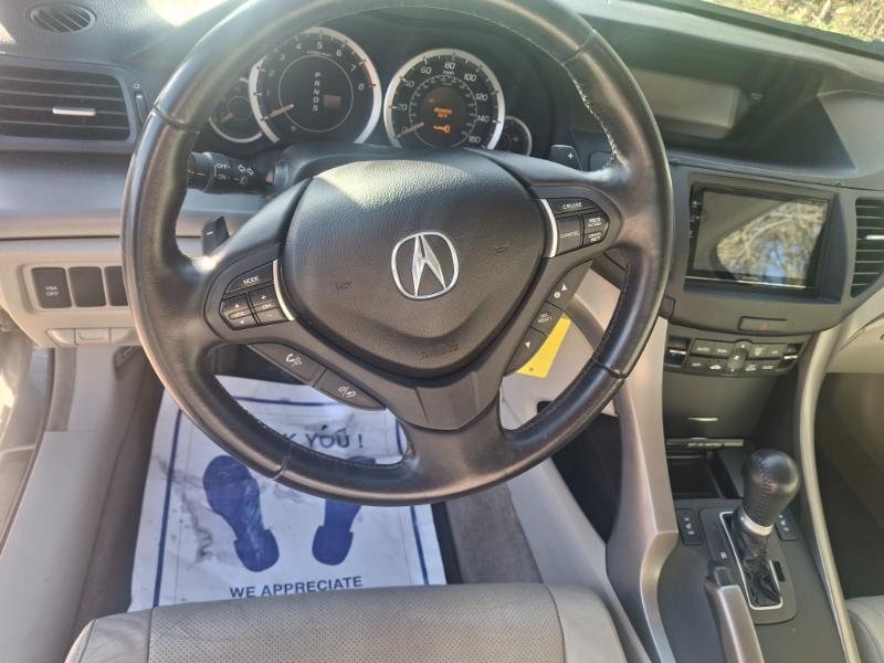 Acura TSX 5-speed AT 2010
