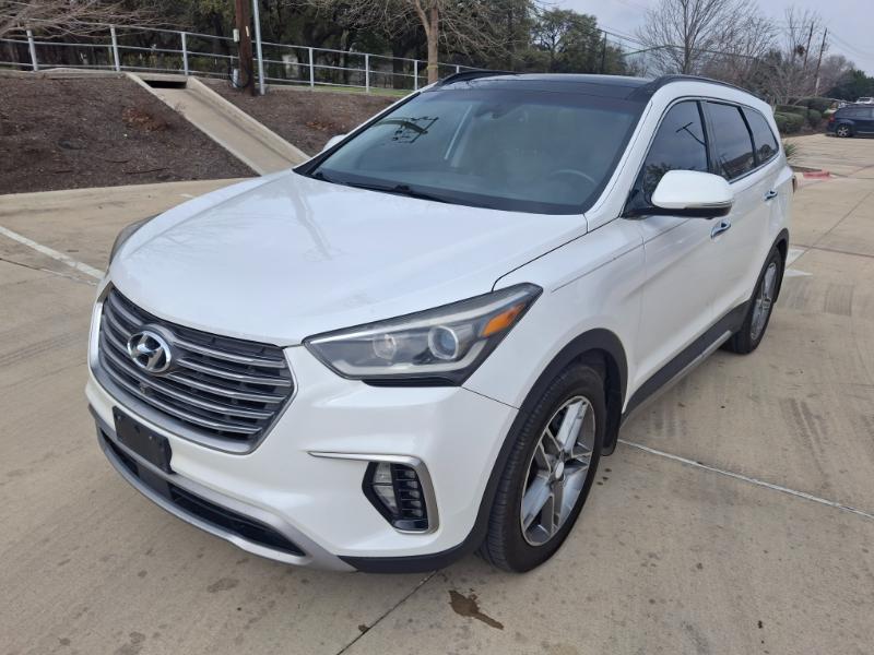 2017 Hyundai Santa Fe Limited's photo