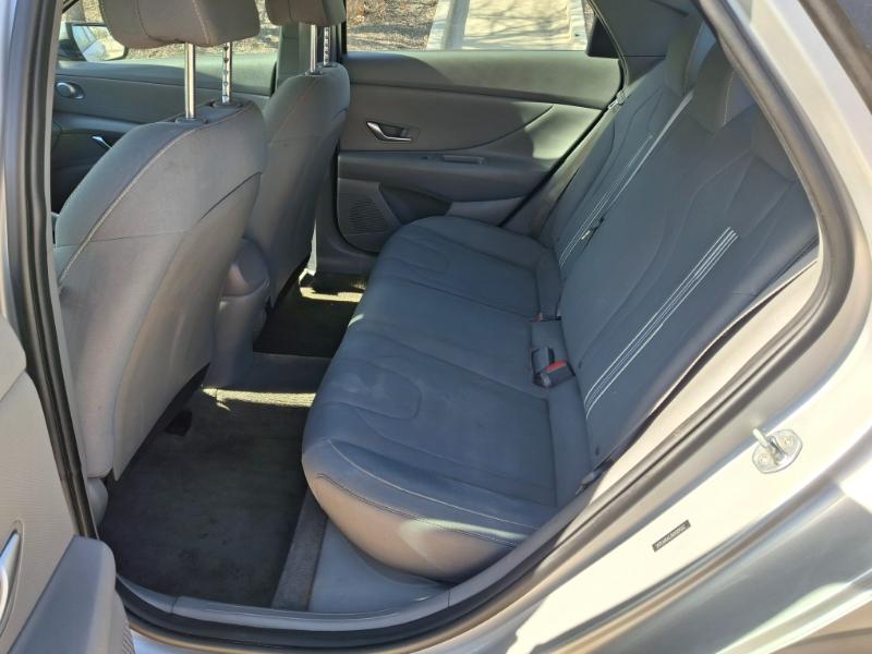 Hyundai Elantra SEL 2021