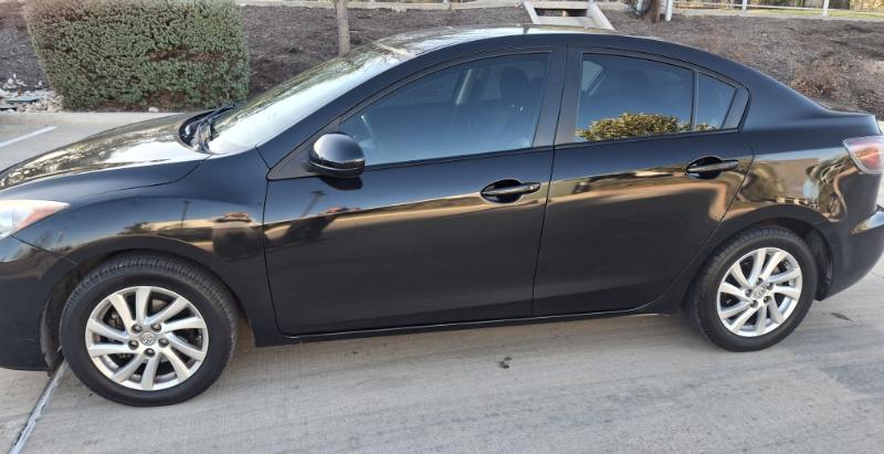 Mazda MAZDA3 i Touring 4-door 2012