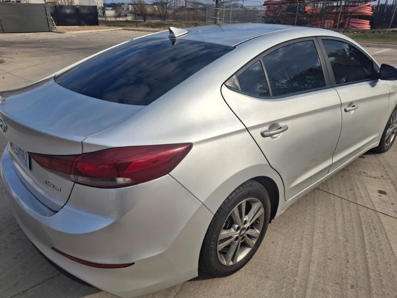 Hyundai Elantra Limited 2018