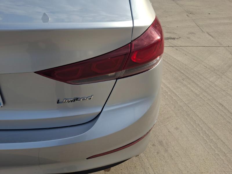 Hyundai Elantra Limited 2018