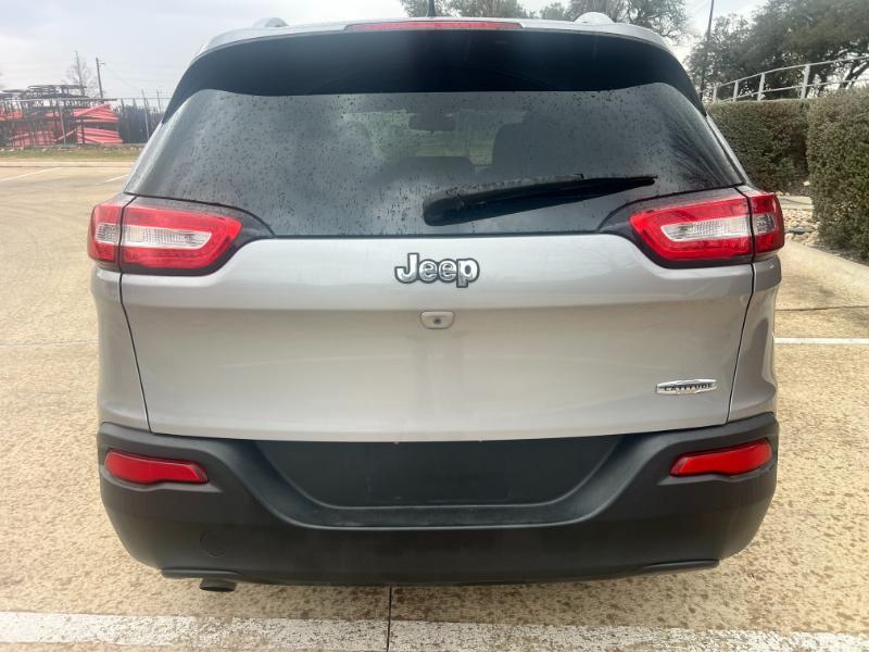 Jeep Cherokee Latitude FWD 2018