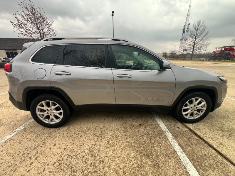 Jeep Cherokee Latitude FWD 2018
