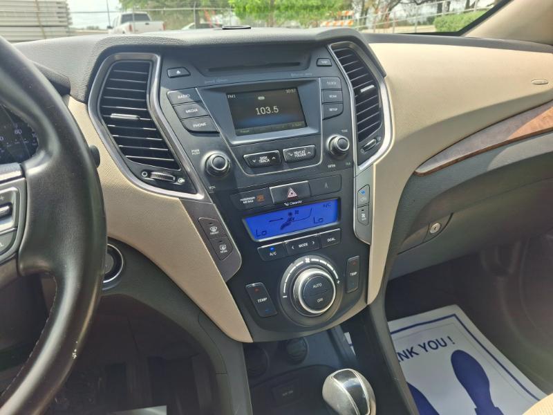 Hyundai Santa Fe GLS FWD 2015