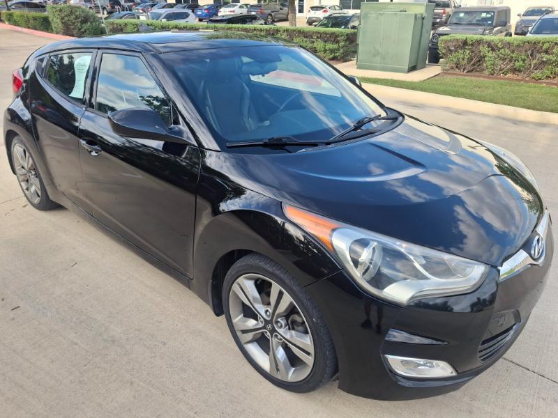 Hyundai Veloster Base 2016