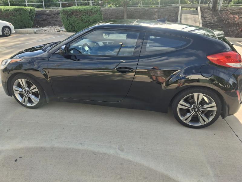 Hyundai Veloster Base 2016