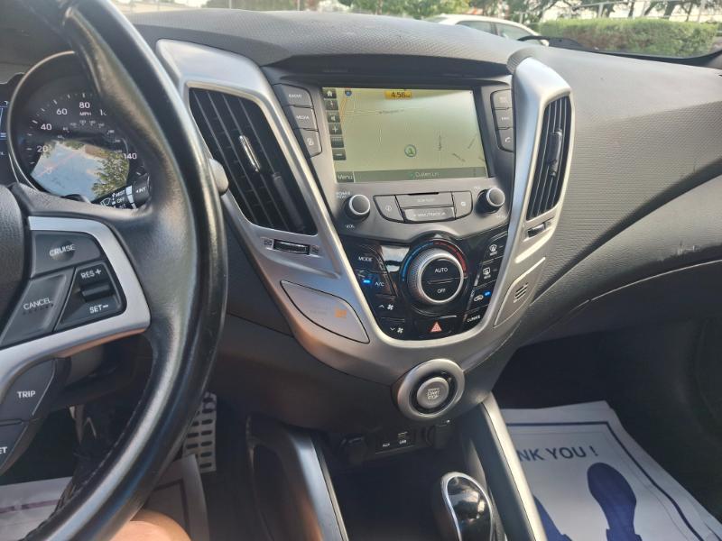 Hyundai Veloster Base 2016