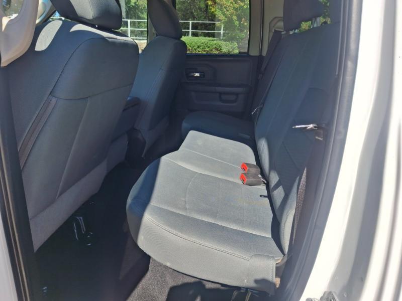 RAM 1500 SLT Quad Cab 2WD 2017