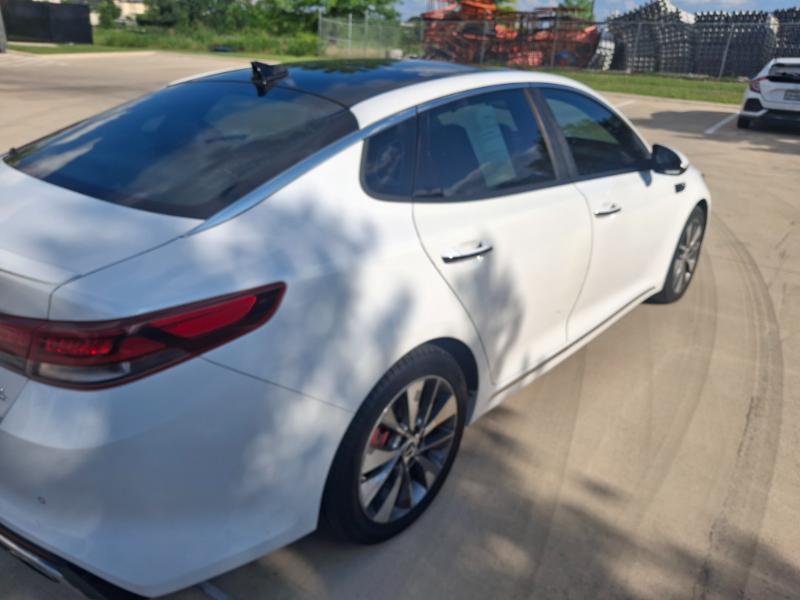 Kia Optima SXL Turbo 2016